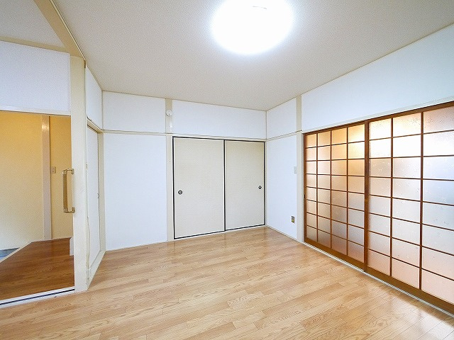 大西貸家の居間・リビング|居間です