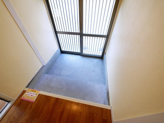 大西貸家の玄関|きれいな玄関です