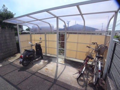 【その他共用部分】 | サングレース北別府 | 駐輪場