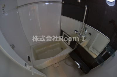 【浴室】 | ＧＡＬＬＥＲＹ谷町 | ゆったり過ごせるお風呂です