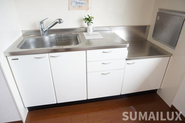 熊本市東区小峯３丁目のアパートのキッチン