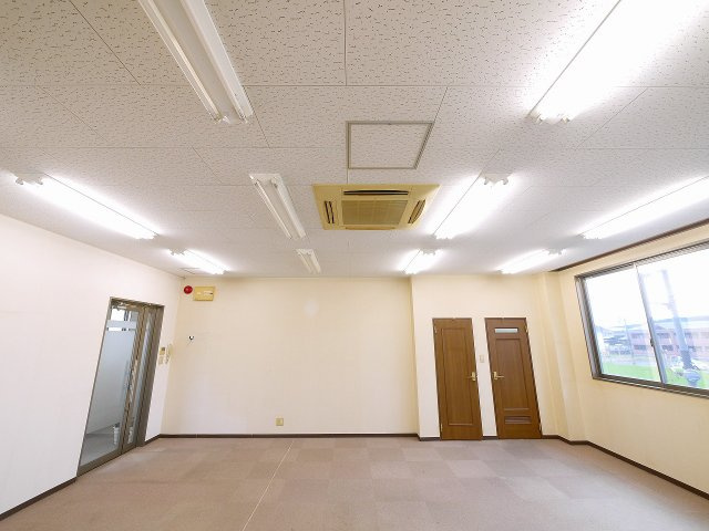 ナント駅東ビル