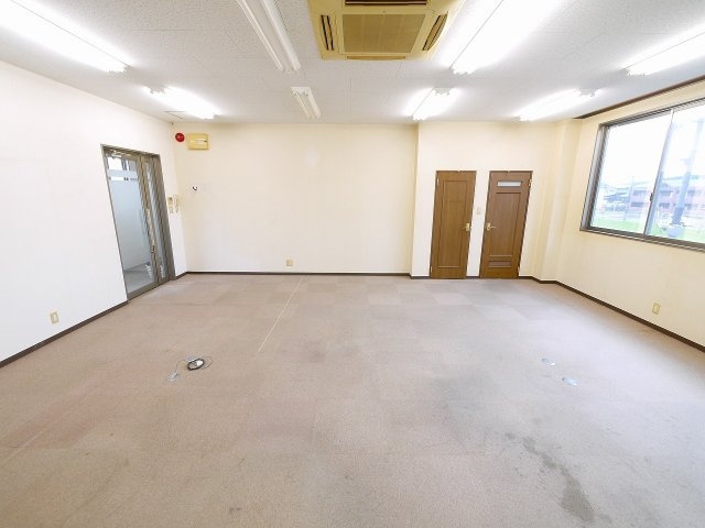 ナント駅東ビル