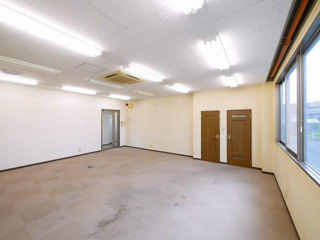 ナント駅東ビル