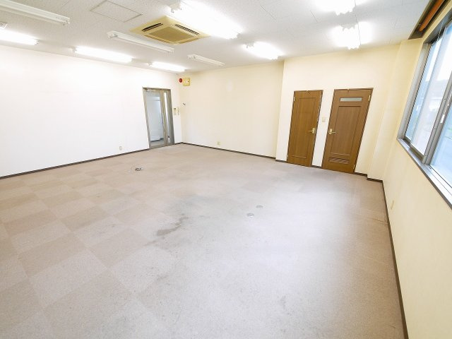 ナント駅東ビル