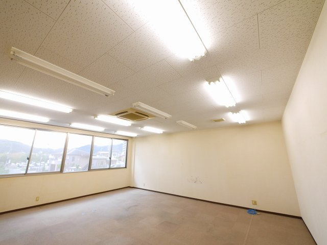 ナント駅東ビル