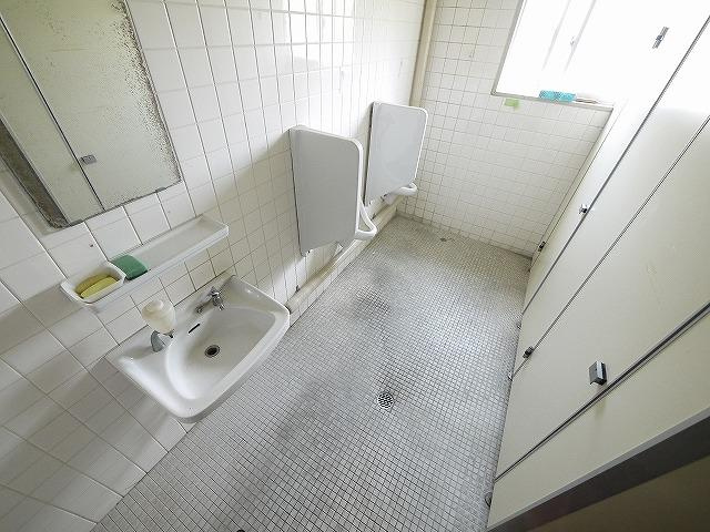 ガーデンハイツ高川の洗面所