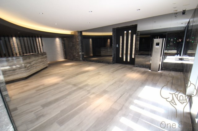 S-RESIDENCE新大阪WESTのロビー