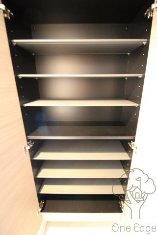 S-RESIDENCE新大阪WESTの玄関