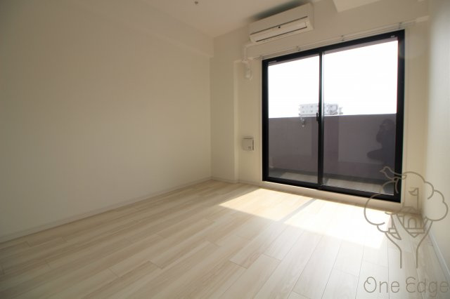 S-RESIDENCE新大阪WESTの居間・リビング