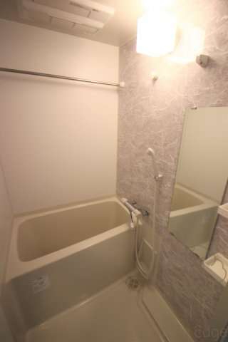 S-RESIDENCE新大阪WESTの浴室