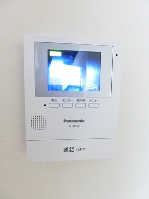 【セキュリティ】 | マンションパシフィック | 防犯対策に有効なカメラ付きインターホン！録画機能が付いているので留守中の訪問者まで確認できます♪