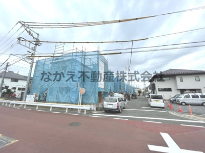 【前面道路含む現地写真】 | 仲介手数料無料　府中市西府町５丁目新築戸建て７棟　１号棟
