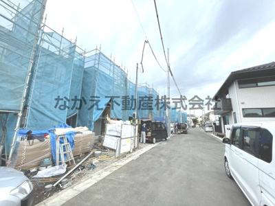 【前面道路含む現地写真】 | 仲介手数料無料　府中市西府町５丁目新築戸建て７棟　１号棟