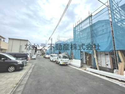 【前面道路含む現地写真】 | 仲介手数料無料　府中市西府町５丁目新築戸建て７棟　２号棟