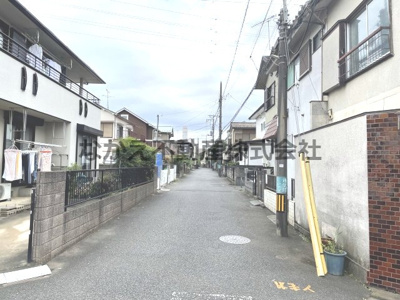 【前面道路含む現地写真】 | 仲介手数料無料　府中市西原町３丁目新築戸建て２棟　１号棟