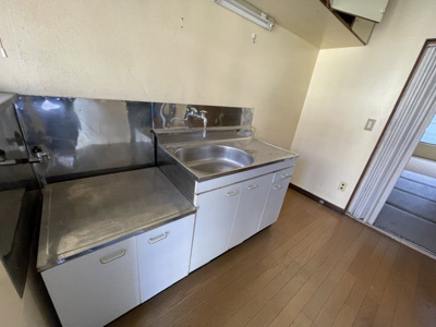 【キッチン】 | 鈴木荘 | コンパクトなキッチンで掃除もラクラク