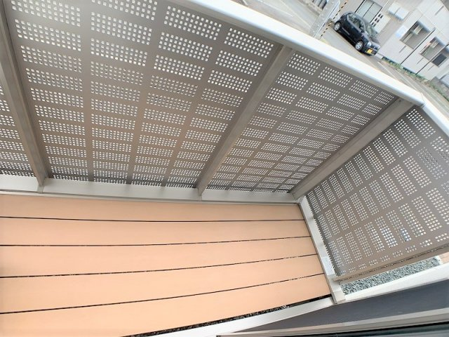 プレジール津志田のバルコニー