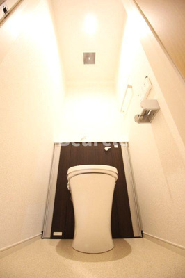 【トイレ】 | ディアコート中臣 | 落ち着いた色調のトイレです