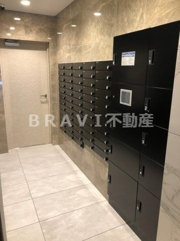 ラクラス堺筋本町　BRAVI不動産のその他共用部分|【フォーリアライズ堺筋本町】宅配ボックス＆メールボックス
