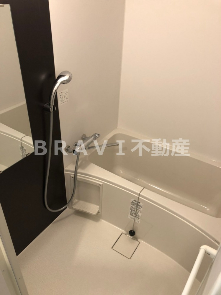 ラクラス堺筋本町　BRAVI不動産の浴室|【ラクラス堺筋本町】落ち着いた空間のお風呂です