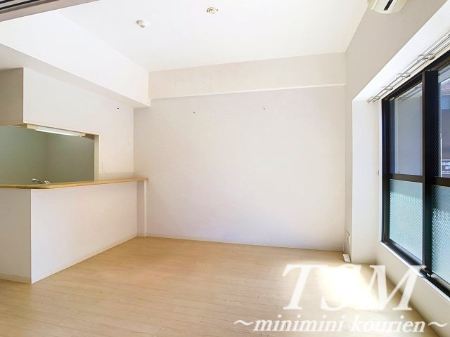ＰＲＥＳＴＡＮＣＥ香里の居間・リビング