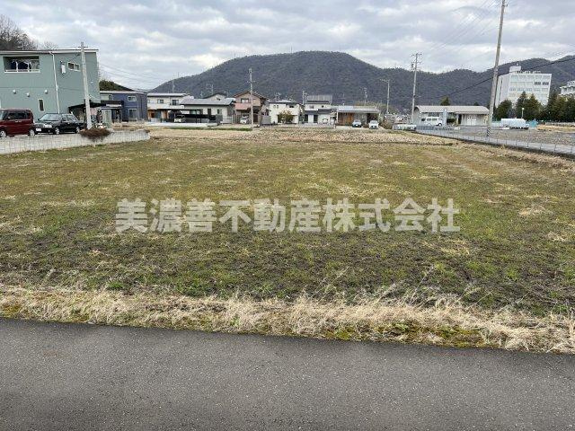 ５７１１９　各務原市那加桐野町土地の外観