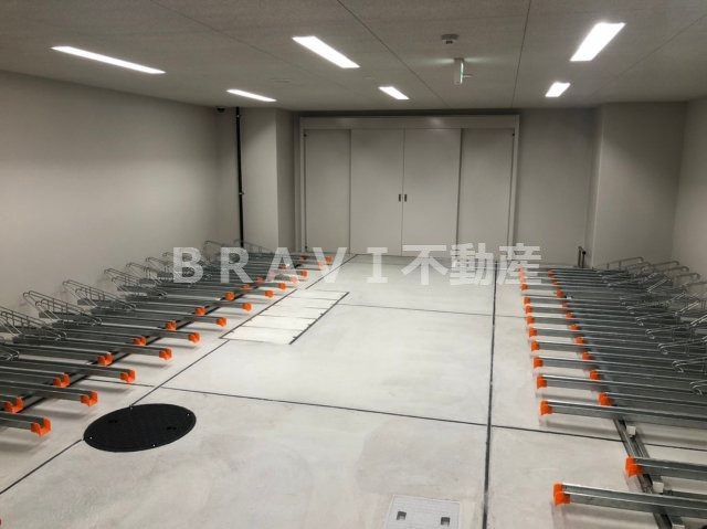 ラクラス堺筋本町　BRAVI不動産のその他共用部分|【フォーリアライズ堺筋本町】駐輪場