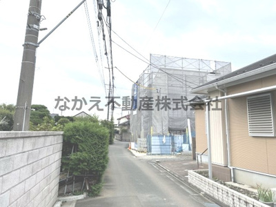 【前面道路含む現地写真】 | 府中市押立町４丁目新築戸建て