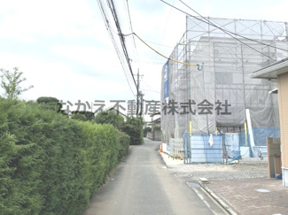 【前面道路含む現地写真】