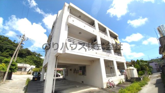 こーこーやー荘102 押入 ベランダ 照明付き 海が近い フローリング 名護市の賃貸 のりハウス株式会社