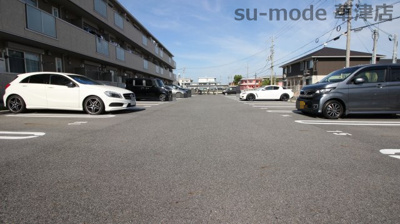 【駐車場】 | ティーガーデンレジデンス