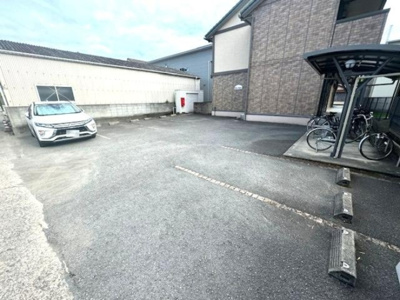 【駐車場】 | ベアーレ ディモーラ