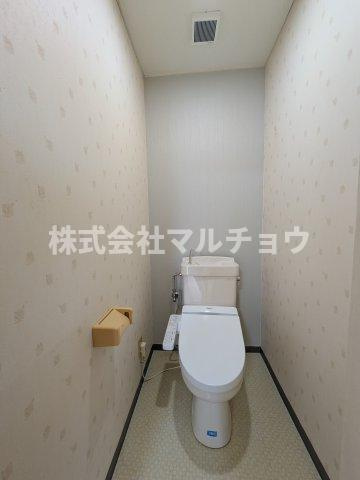 マウンティングッズのトイレ|コンパクトで使いやすいトイレです