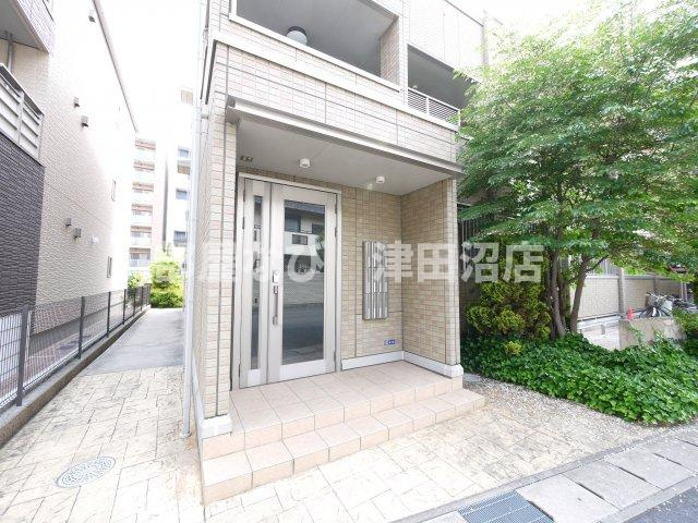 サニープレイスのエントランス|ゆとりのあるエントランスです