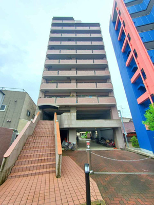 【外観】 | メロディーハイム太子橋 | ◎大阪メトロ谷町線「太子橋今市」駅から徒歩1分の利便性
◎周辺生活施設多く便利です。
◎ルーフバルコニー付ペントハウス