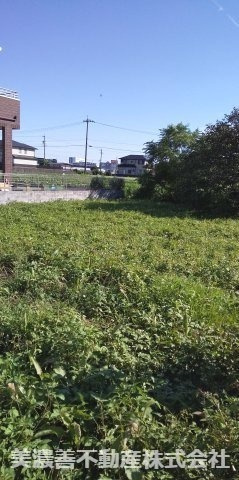 ５７４２２　揖斐郡池田町六之井土地の外観