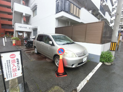 【駐車場】 | ベターハウス天神橋 | 平置き駐車場です。