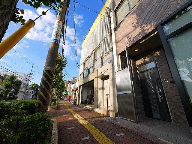 一心ビルの外観
