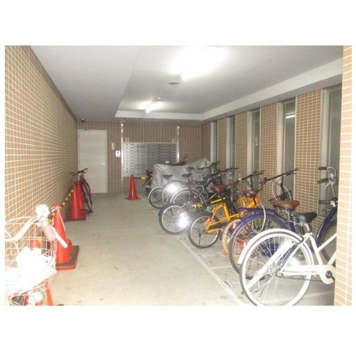 フレンシアノイエ内本町　BRAVI不動産のその他共用部分|【フレンシアノイエ内本町】駐輪場