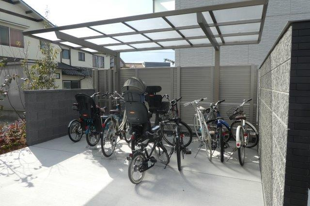 総社市中央２丁目の賃貸マンションのその他共用部分|駐輪場