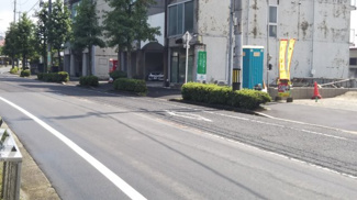 【前面道路含む現地写真】