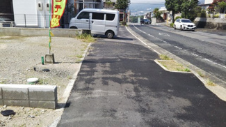 【前面道路含む現地写真】