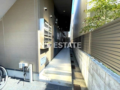 【エントランス】 | ラ・ヴィータ川西