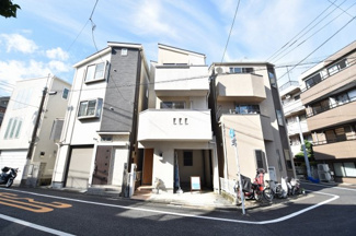 【外観】 | 閑静な住宅街で落ち着いた雰囲気です。お客様のご都合でいつでもご内覧可能で御座います。