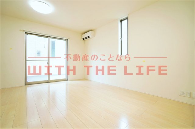 キャッスル（東合川）【キャッシュバック対象物件】の居間・リビング|ゆったりとしたリビングです