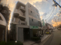 ライオネス富松の画像