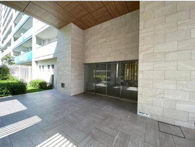 【エントランス】 | ブランズシティ天神橋筋六丁目 | セキュリティも充実のエントランスです☆