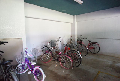 【その他共用部分】 | エスポワール明石 | 駐輪場