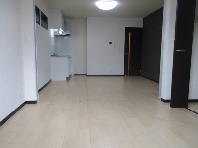 【居間・リビング】 | ソレイユ聖天下Ａ